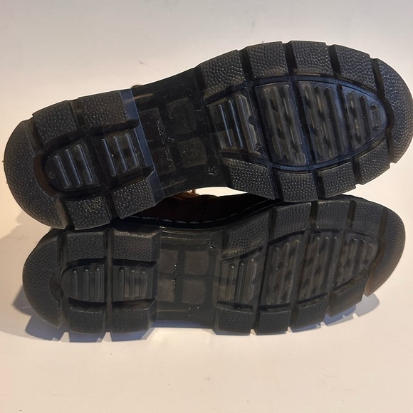 Brother Vellies
Women's Alps Shearling Trim Hiking Boots - Picture 11 of 13